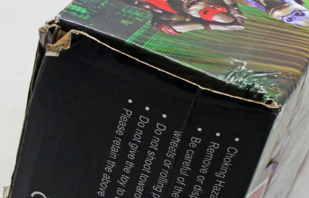 Уцінка.  Герой "Черепашки ніндзя" в коробці, 4 види, TM083-7B1 р. 32,5 * 21,5 * 9,5 см.  - Пошкоджена упаковка