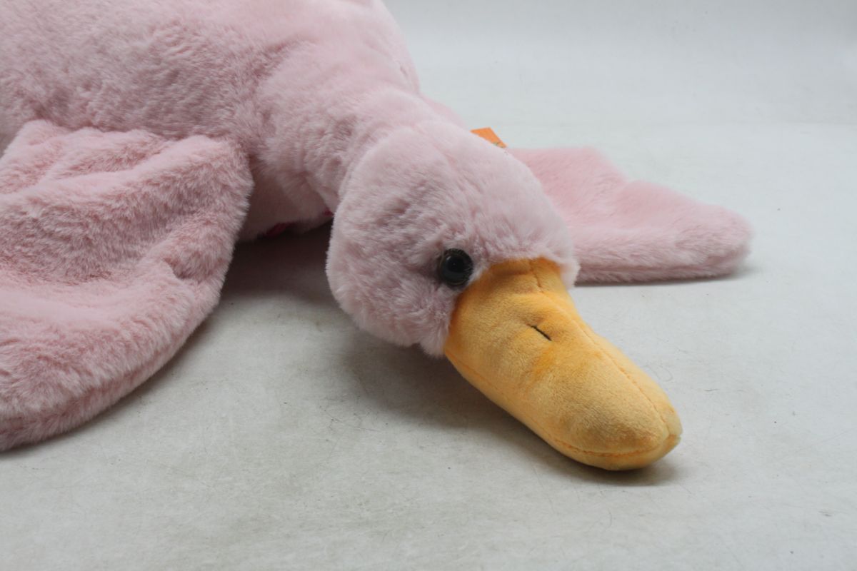Мʼяка іграшка з пледом "Гусь-обіймусь", рожевий