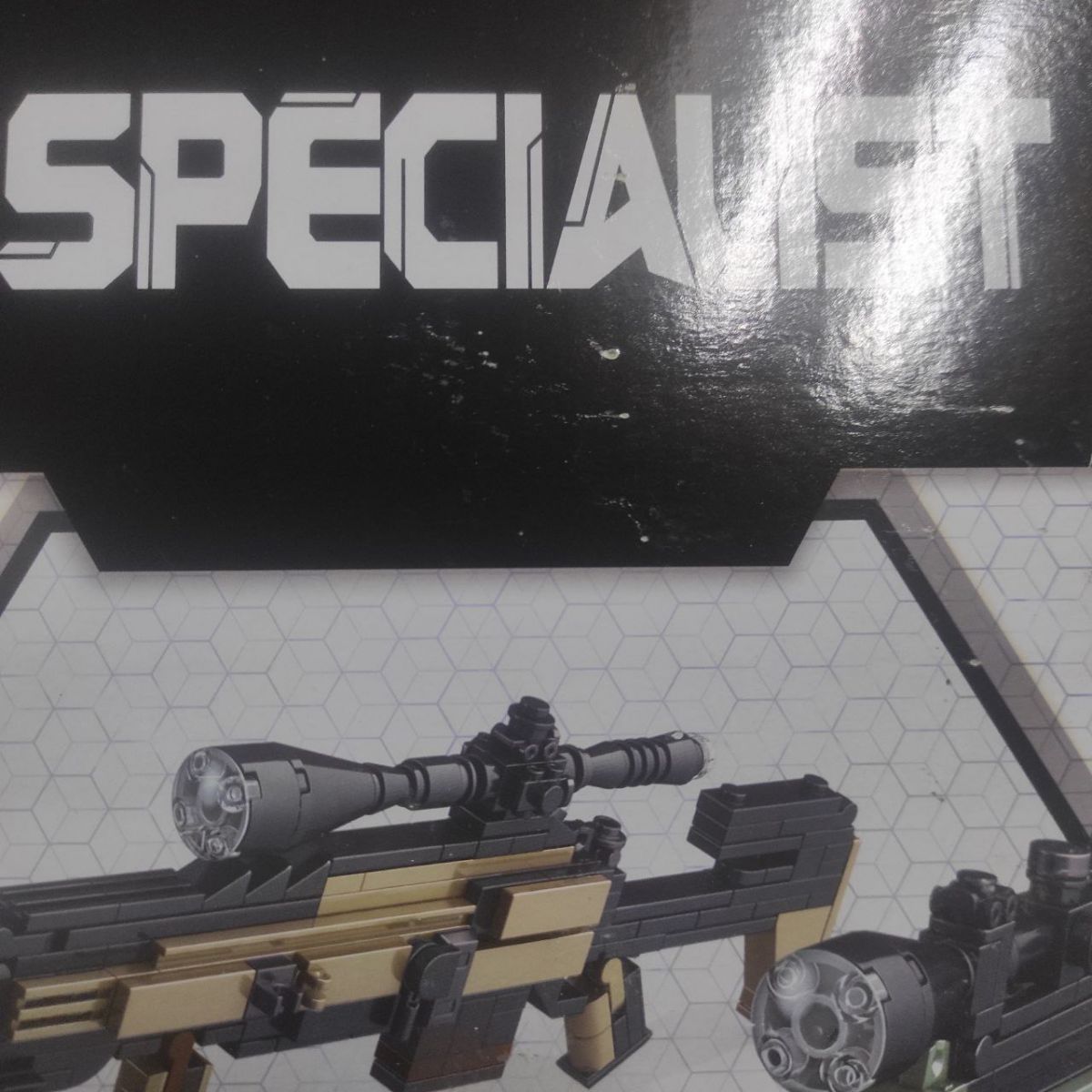 Уцінка.  Конструктор "Arms specialist" (559 дет) Пошкоджена упаковка