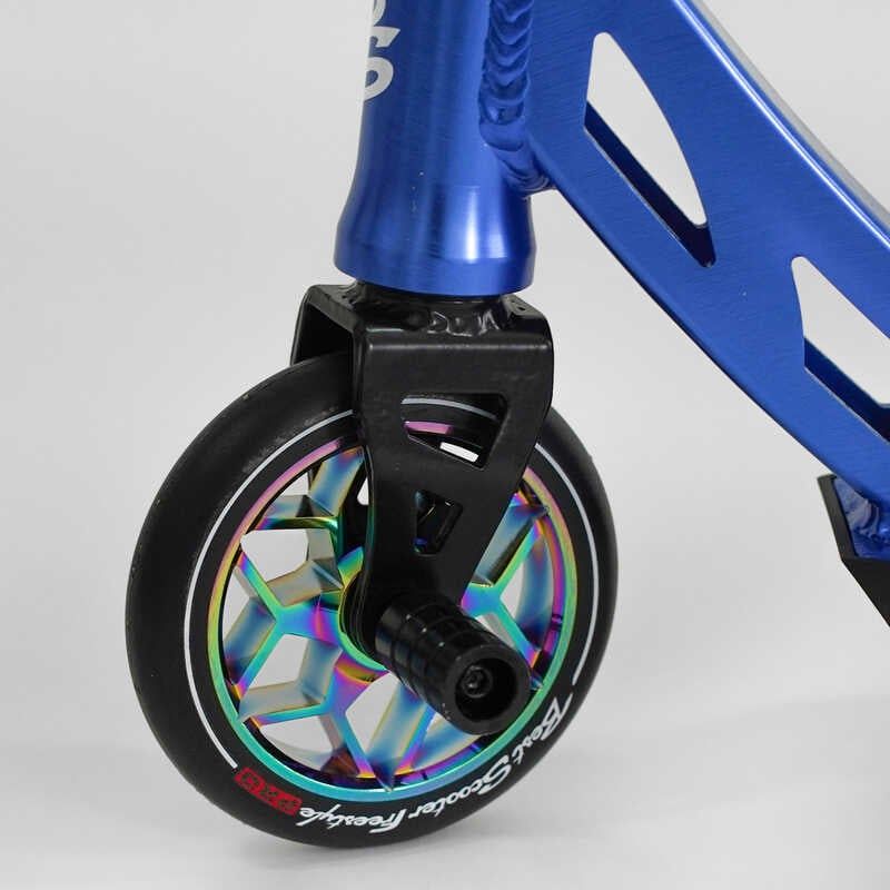 Самокат трюковий "Best Scoote" (HIC-система, ПЕГИ, алюмінієвий диск та дека, колеса PU, d=120 мм, ширина керма 58 см) фото 3 Самокат трюковий "Best Scoote" (HIC-система, ПЕГИ, алюмінієвий диск та дека, колеса PU, d=120 мм, ширина керма 58 см) фото 3