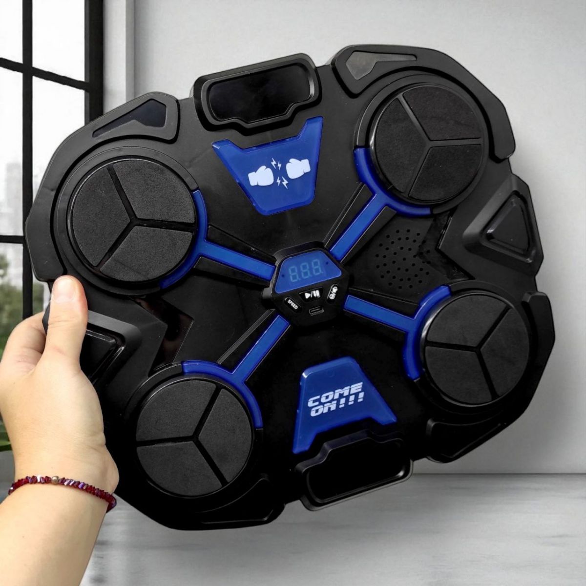 Настінний бокс музичний "Boxing Target" з Bluetooth (мішень 32х28 см) фото 3 Настінний бокс музичний "Boxing Target" з Bluetooth (мішень 32х28 см) фото 3