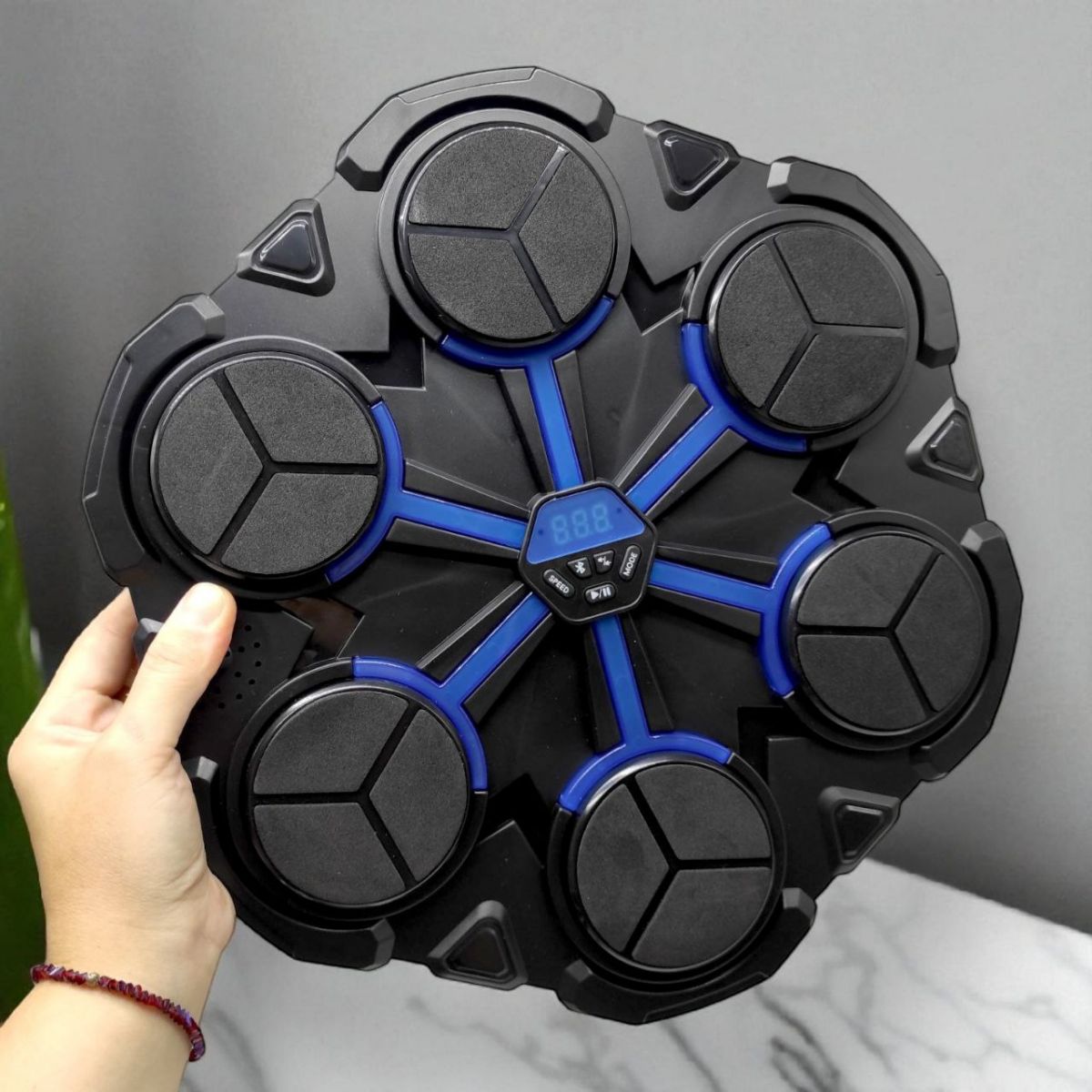 Настінний бокс музичний "Boxing Target" з Bluetooth (мішень 34х32 см) фото 3 Настінний бокс музичний "Boxing Target" з Bluetooth (мішень 34х32 см) фото 3