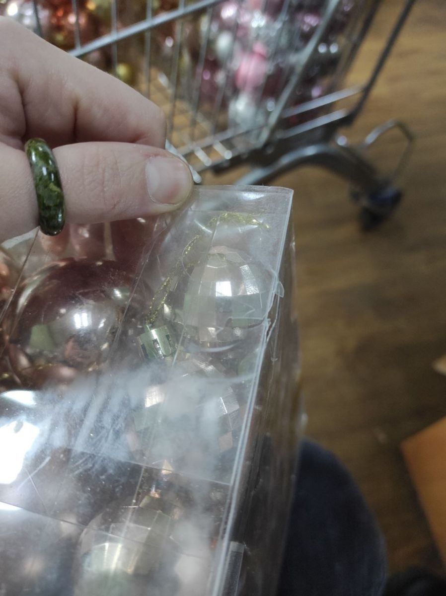 Уценка.  Новорічні прикраси C 67591 (18) 48 штук, кульки, D=3. 5 см та 5 см, у слюді   - Повреждена упаковка и несколько шаров  фото 3