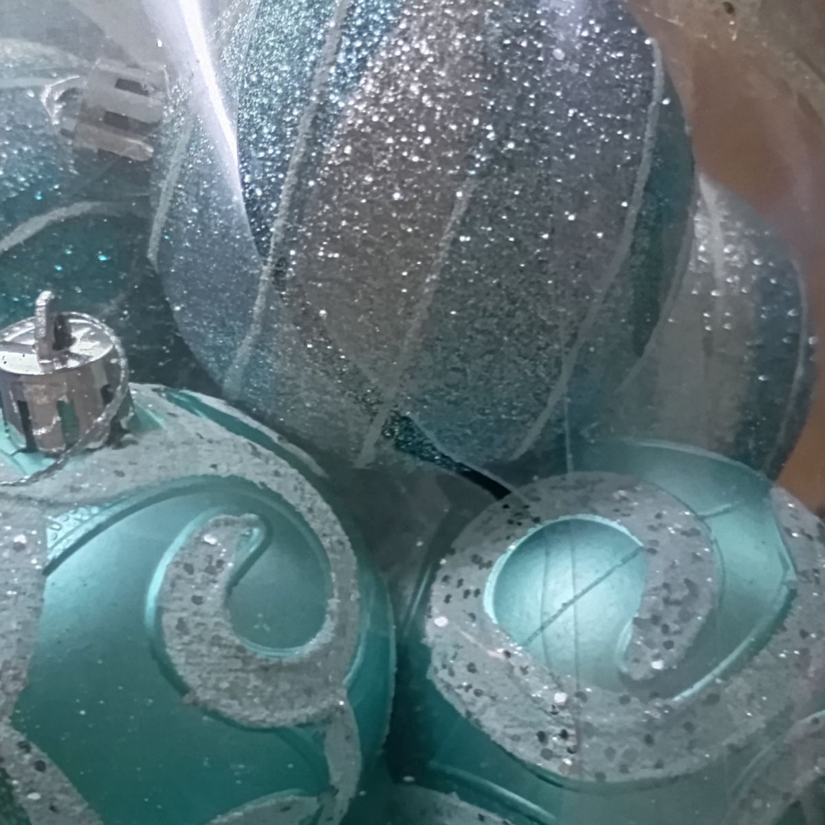 Уценка.  Новогодние украшения, 24 штуки, шарики, D=6 см, в слюде - Повреждена упаковка  фото 3