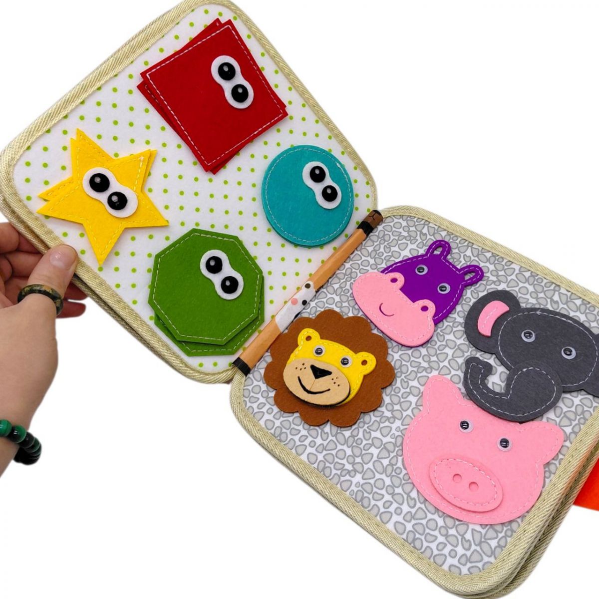 Мʼяка книжка-бізіборд (фетровий, вивчення форм, кольорів, тварин, пальчикові ігри, на липучках)  фото 3