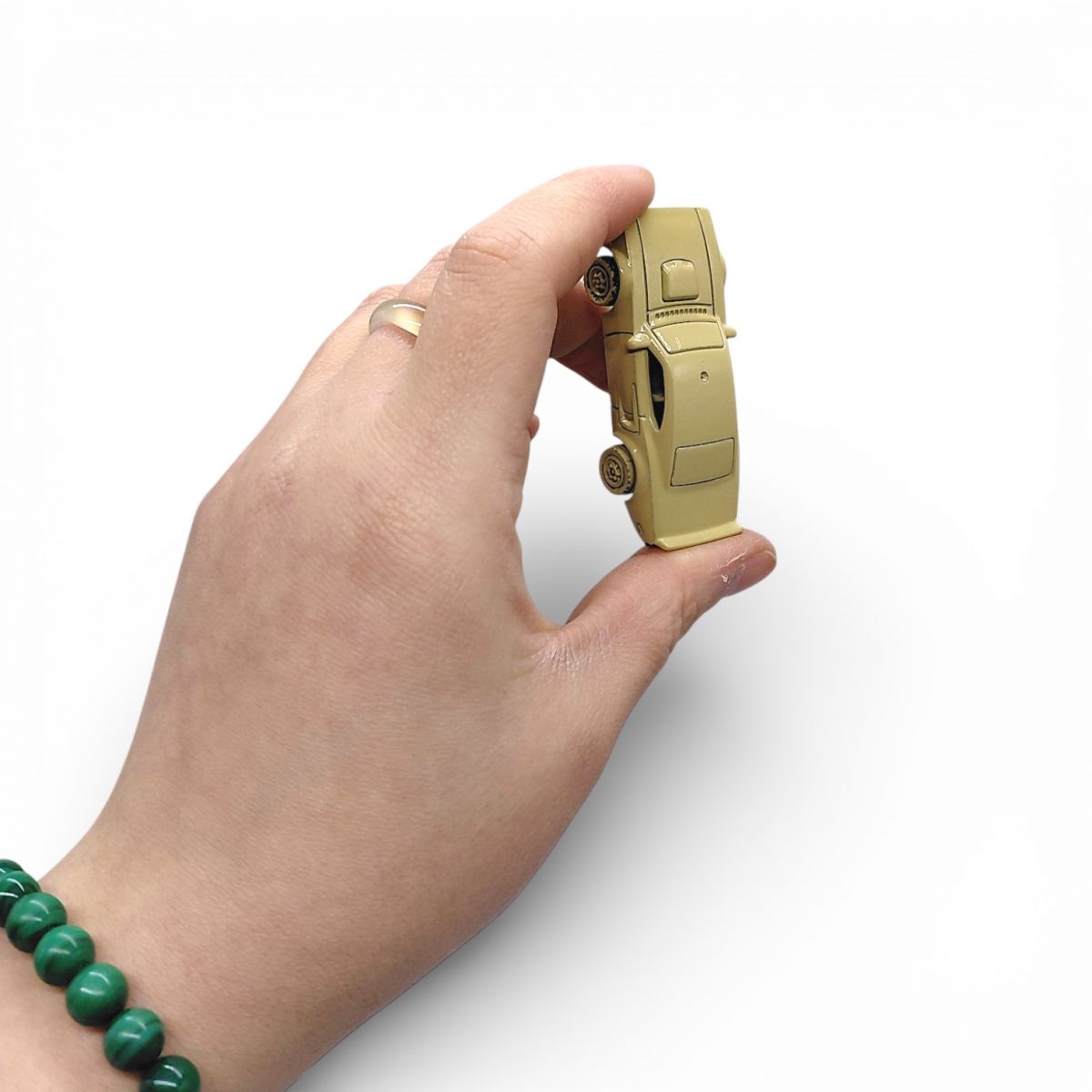 Машинка "CAR factory" змінює колір (6*6,5*9см)  фото 3