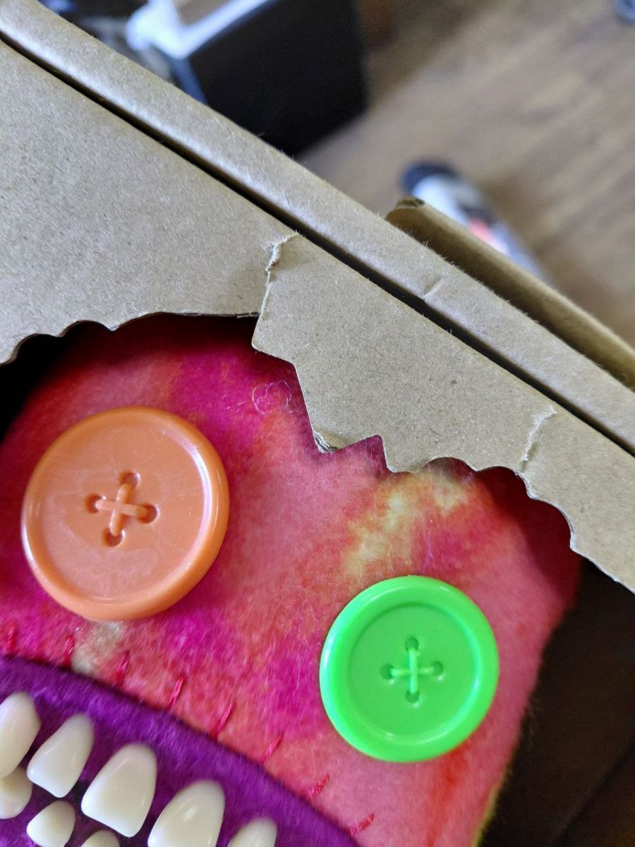 Уценка.  Мягкая игрушка Fuggler "Саскуш" 22 см - ПОВРЕЖДЕНА УПАКОВКА  фото 3