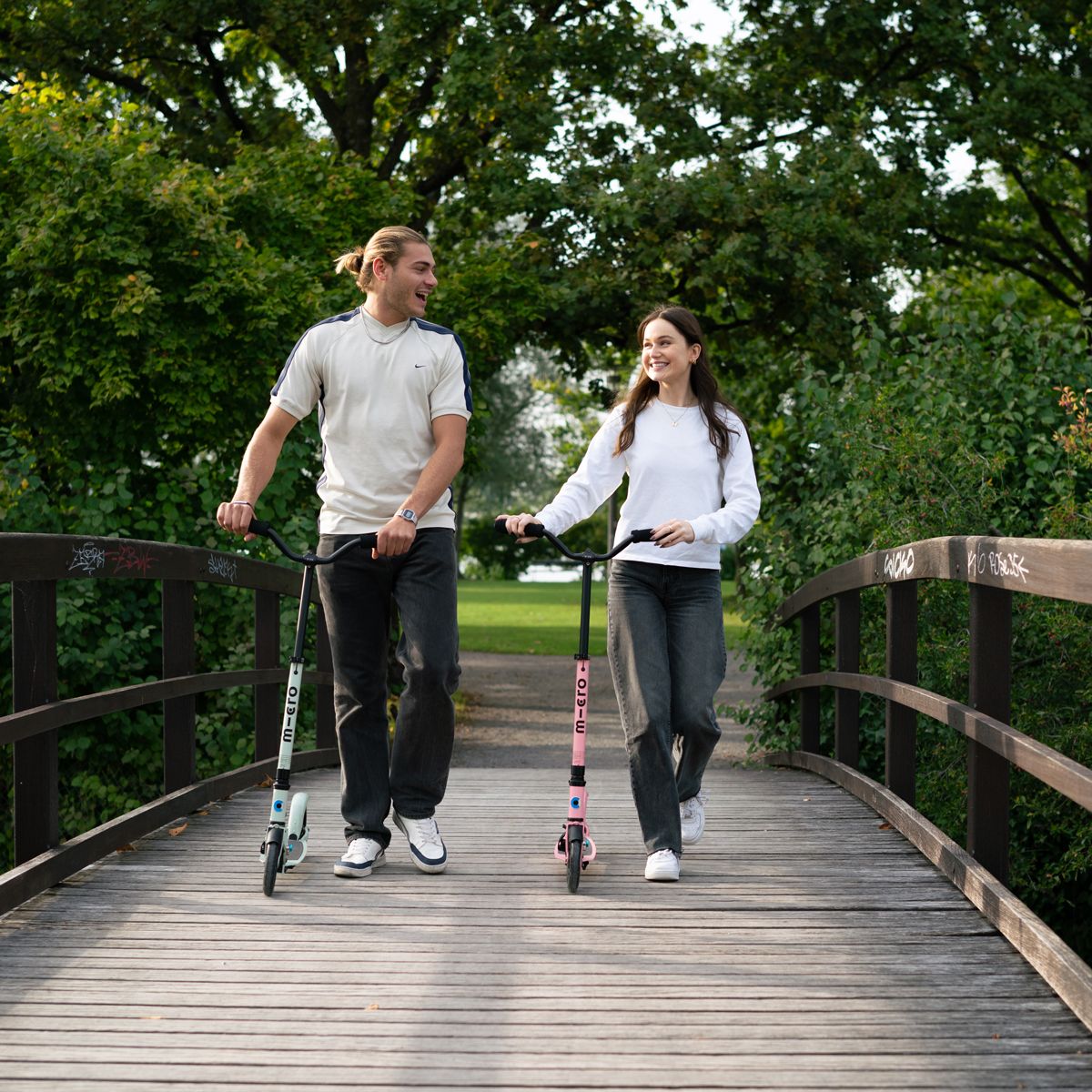 Самокат Micro серии Speed Deluxe - Цвет зеленой глины  фото 3