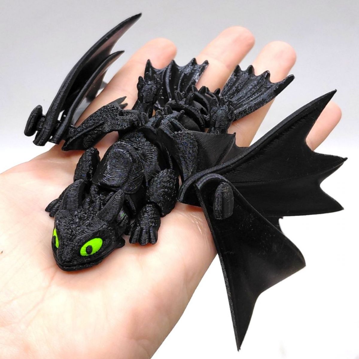 Игровая фигурка "Как приручить дракона.  Ночная фурия.  Беззубик" 3d печать (18х17х5 см)  фото 3