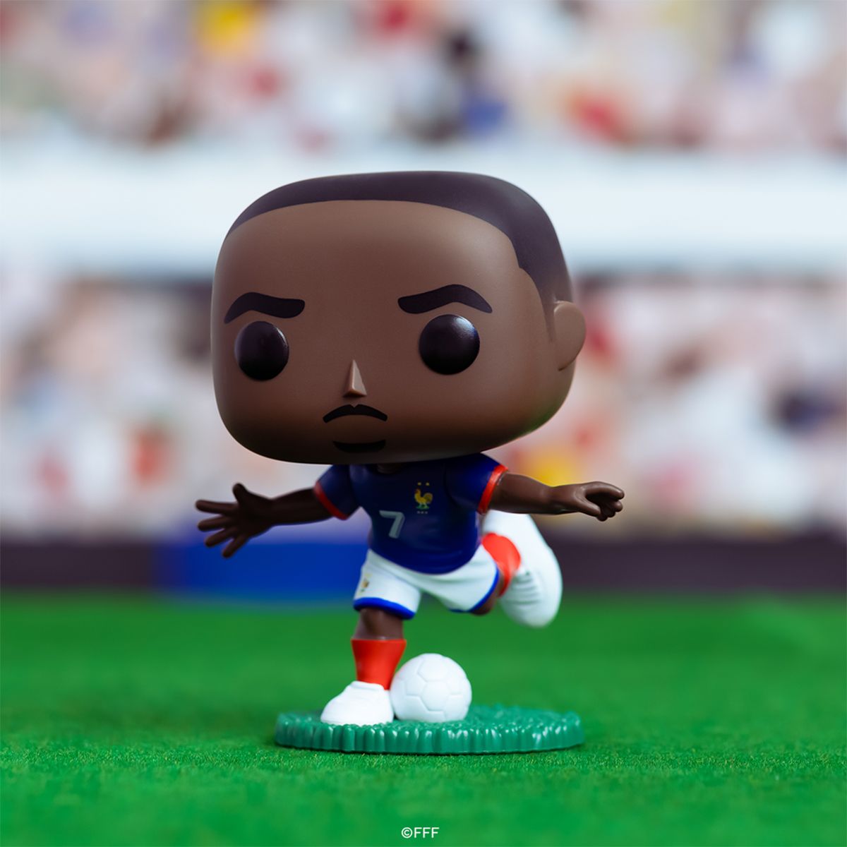 Игровая фигурка Funko POP! серии Футбол: Франция - Усман Дембеле  фото 3
