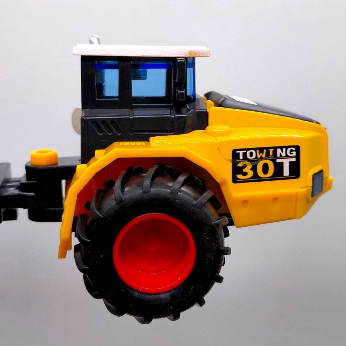 Трактор металлический инерционный YG Toys (ЖЕЛТЫЙ)  фото 3