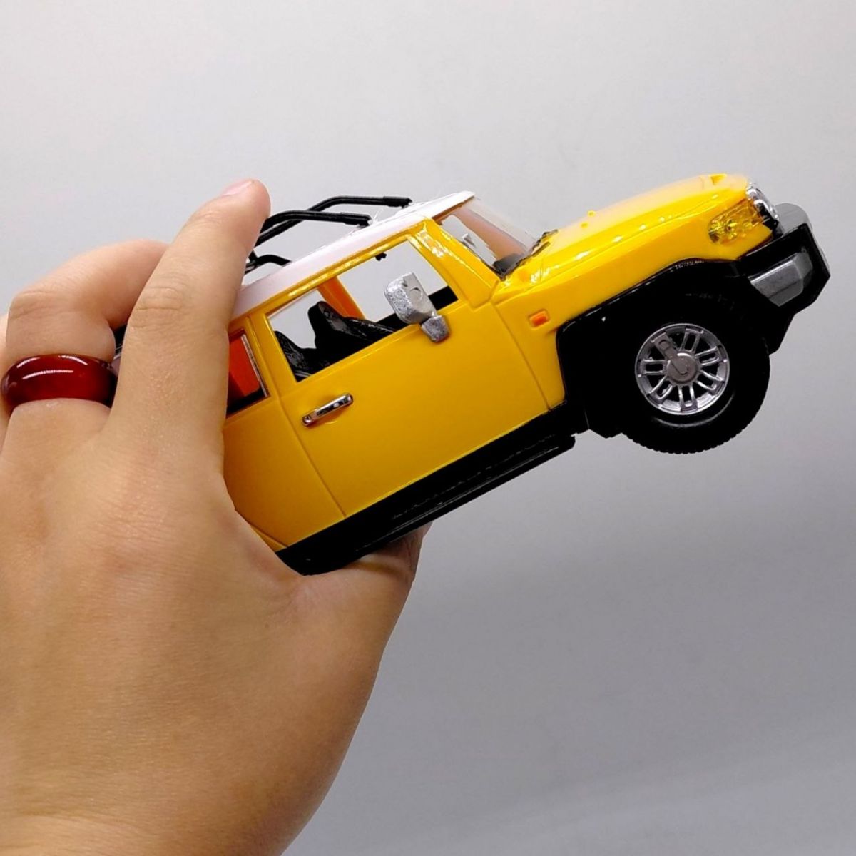 Машина на радіокеруванні "Toyota FJ CRUISER"  фото 3