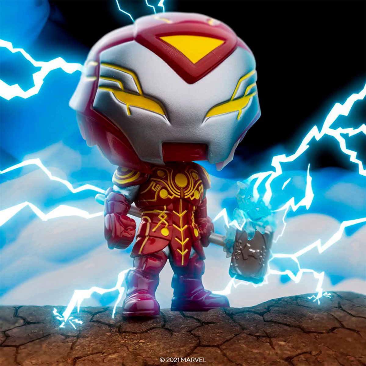 Игровая фигурка Funko POP! серии Мстители: Искажения бесконечности – Железный молот  фото 3