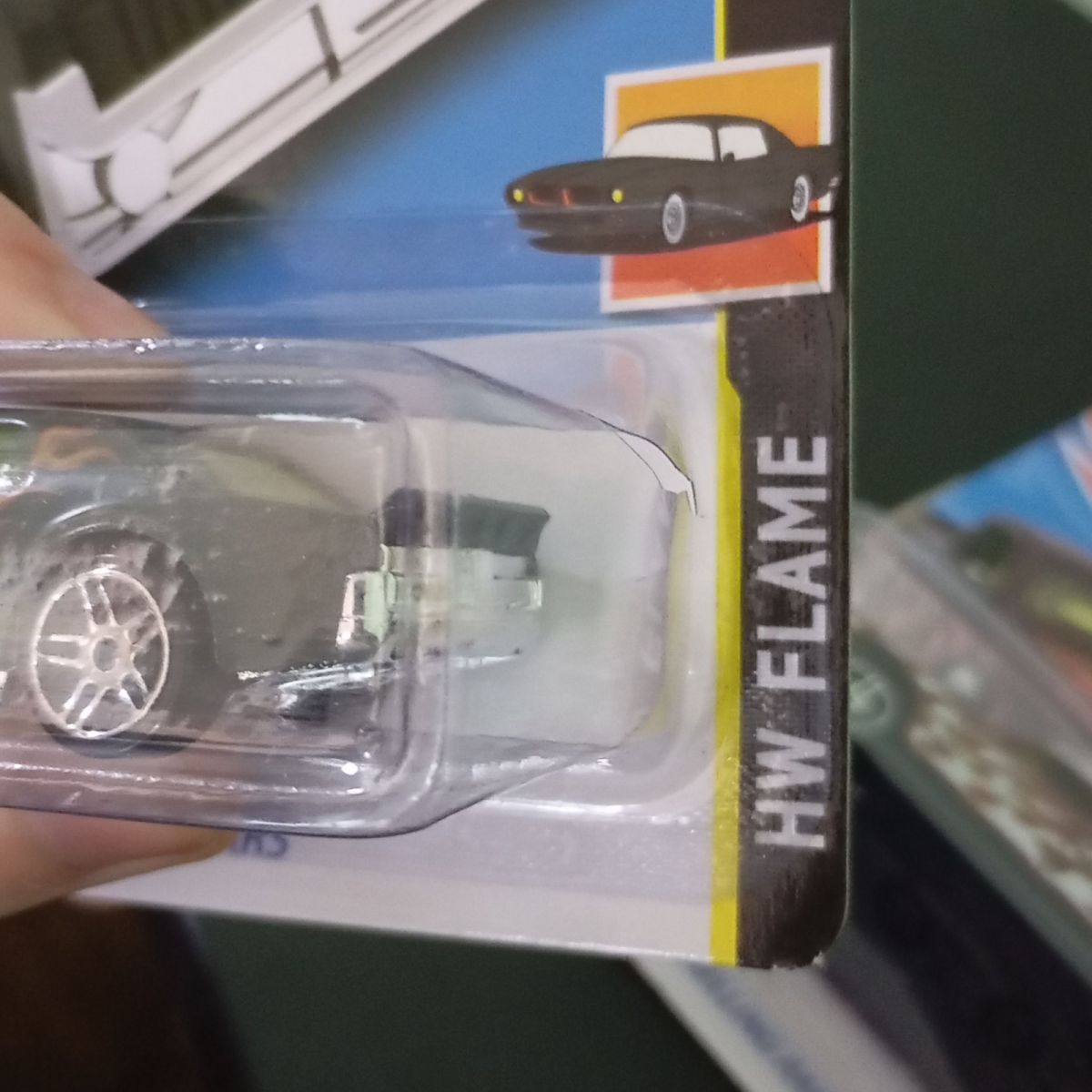 Уценка.  Машинка "Hot Wheel" (длина 7. 5 см, металлопластиковая, на листе) МИКС ВИДОВ - Лопнут блистер упаковки  фото 4