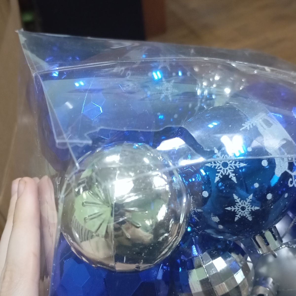 Уцінка.  Новорічні прикраси, 34 штуки, кульки, у слюді   - Пошкоджене пакування  фото 4