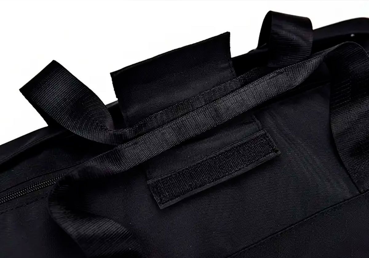 Спортивная сумка EasyFit ActivePack черная  фото 4
