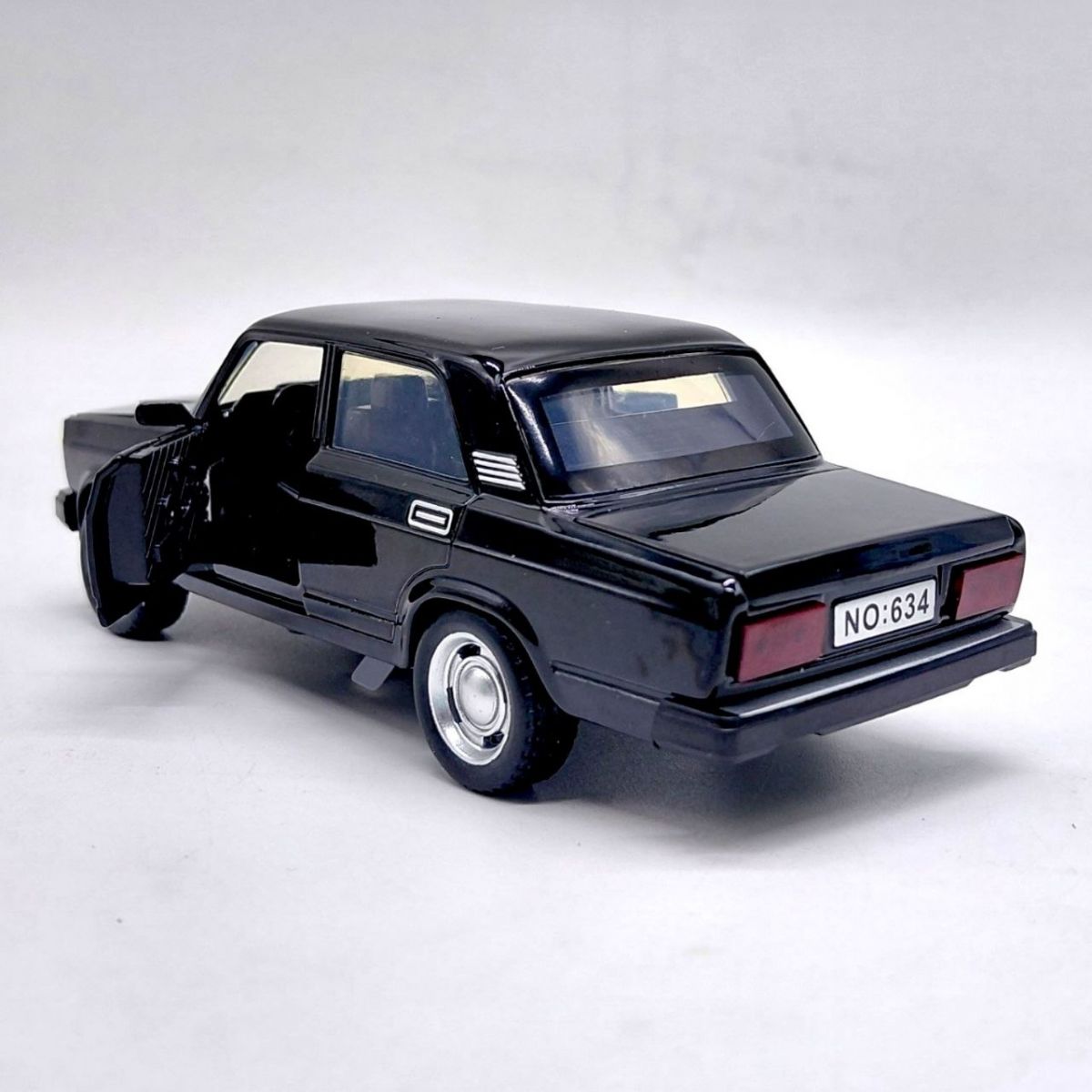 Машина металева "АВТОПРОМ" 1:32-36 Lada 2107 (ЧОРНА)  фото 4