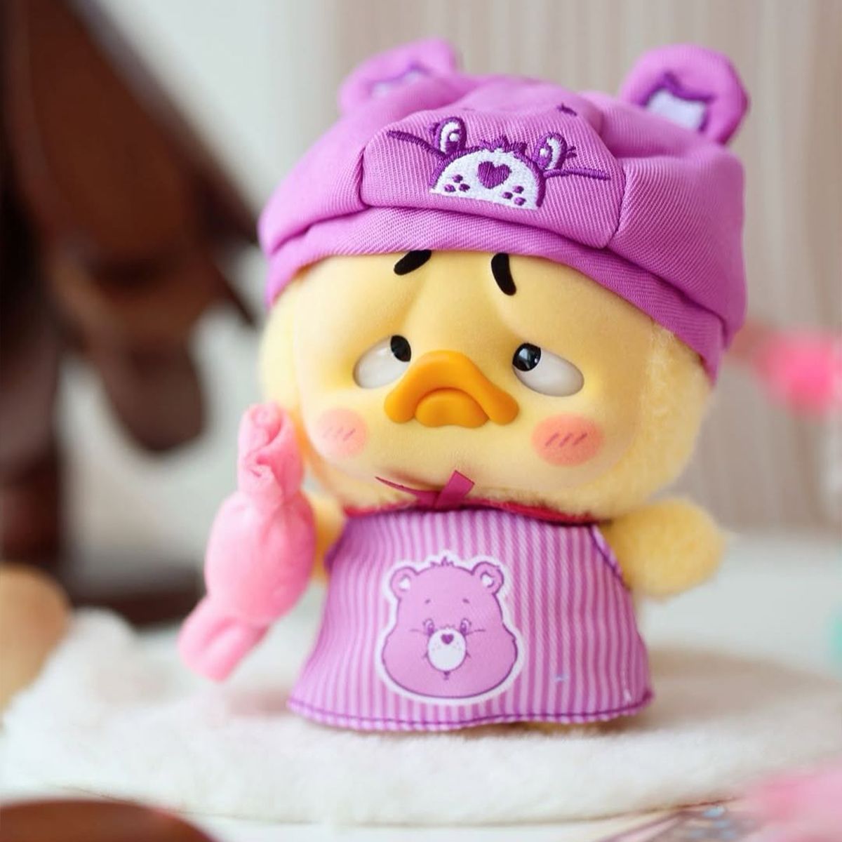 Коллекционная мягкая игрушка с кольцом POP TOP 1983toys серии Upset Duck x Care Bears - Будь радугой  фото 4
