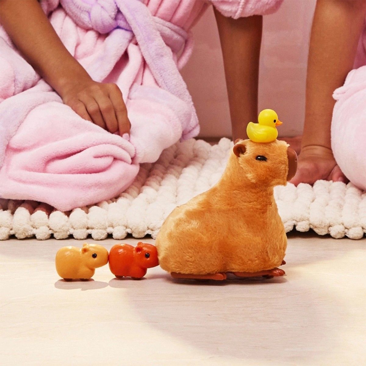 Интерактивный игровой набор Pets Alive – Мама капибара с сюрпризом  фото 4