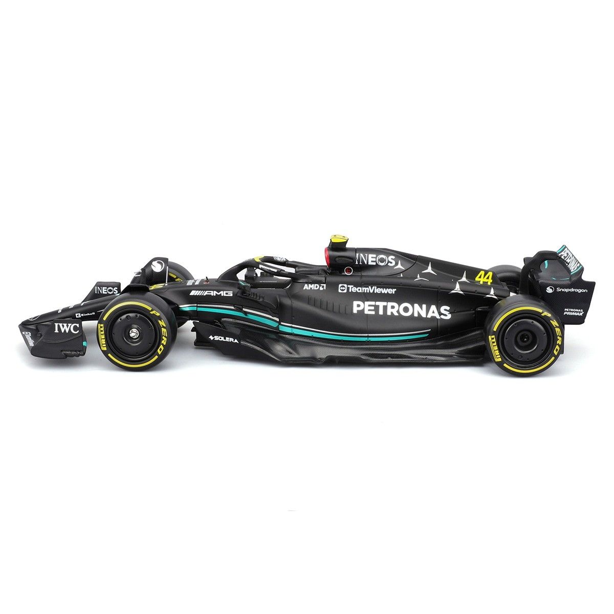Автомодель з фігуркою – Mercedes‑AMG Petronas F1 W15 (2024) (1:24)  фото 4