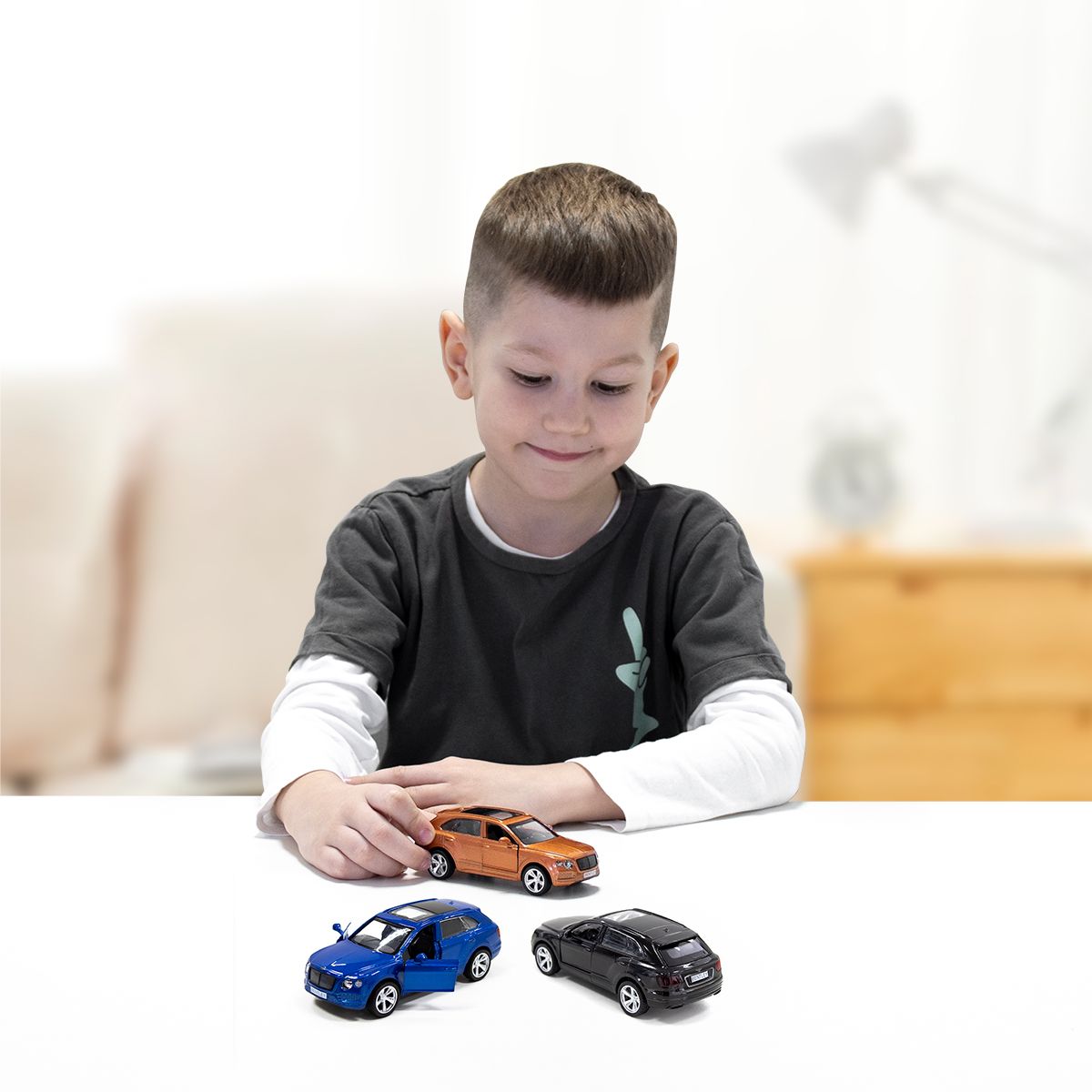 Автомодель - BENTLEY BENTAYGA (чорний)  фото 4