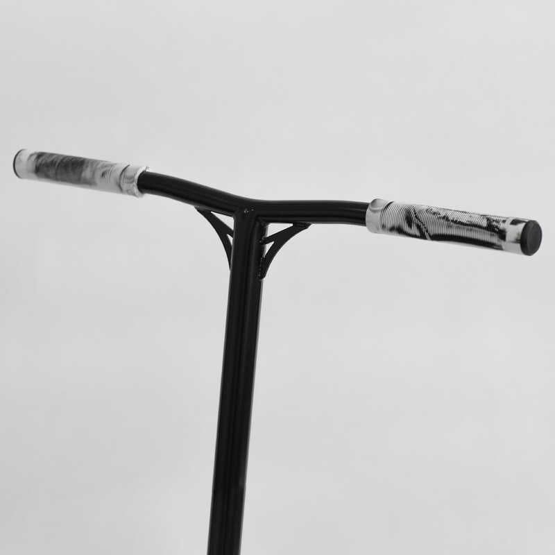 Самокат трюковий "Best Scooter" (HIC-система, ПЕГИ, алюмінієвий диск та дека, колеса PU, d=120 мм, ширина керма 58 см) фото 5 Самокат трюковий "Best Scooter" (HIC-система, ПЕГИ, алюмінієвий диск та дека, колеса PU, d=120 мм, ширина керма 58 см) фото 5