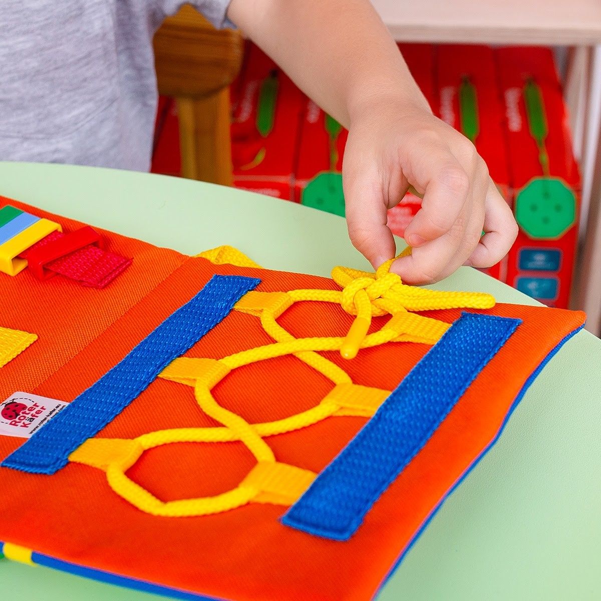 Игра настольная "Бизибук.  Котенок"  фото 5