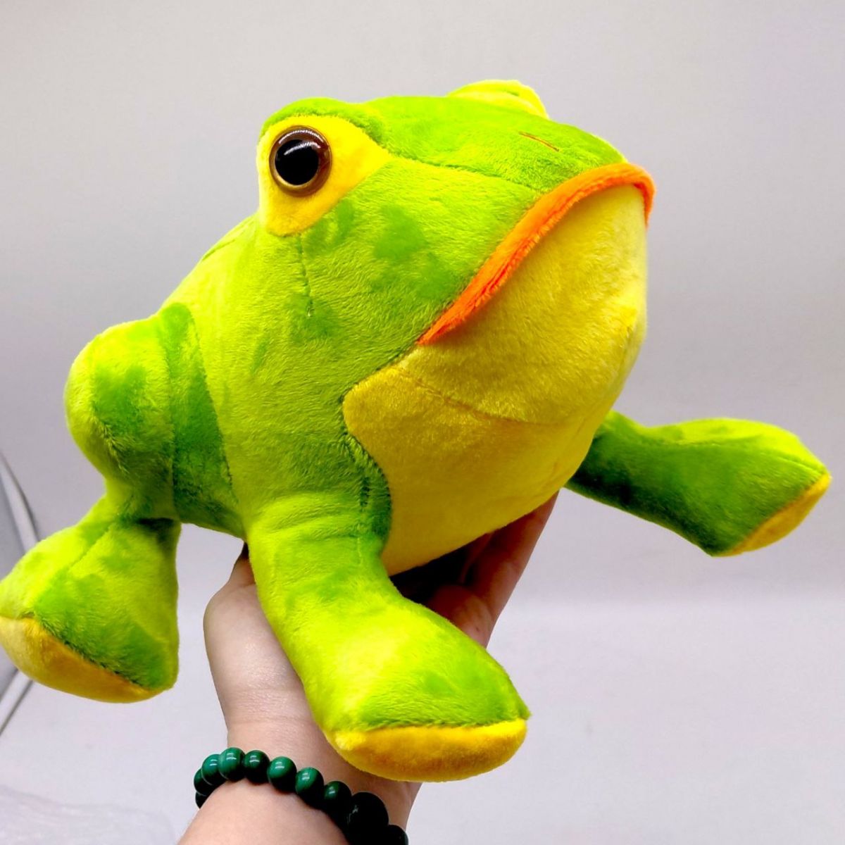 Мʼяка іграшка "Жабеня Квакуша", 16 см (САЛАТОВА)  фото 5