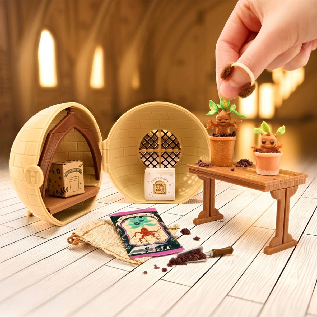 Игровой набор Miniverse серии Harry Potter.  Hogwarts – Создай волшебные предметы  фото 5