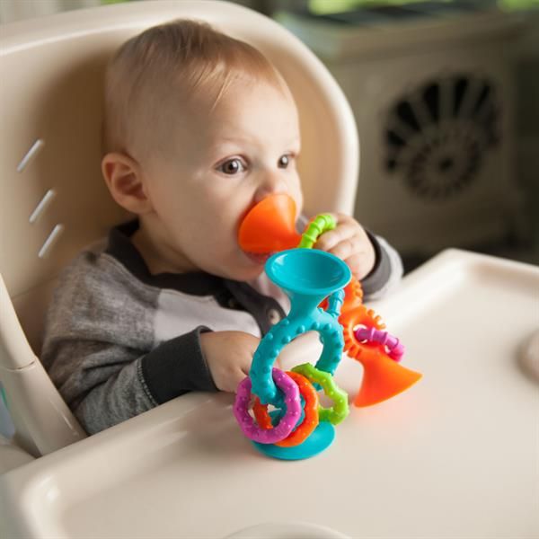 Прорезыватель-погремушка на присосках Fat Brain Toys pipSquigz Loops, оранжевый  фото 5