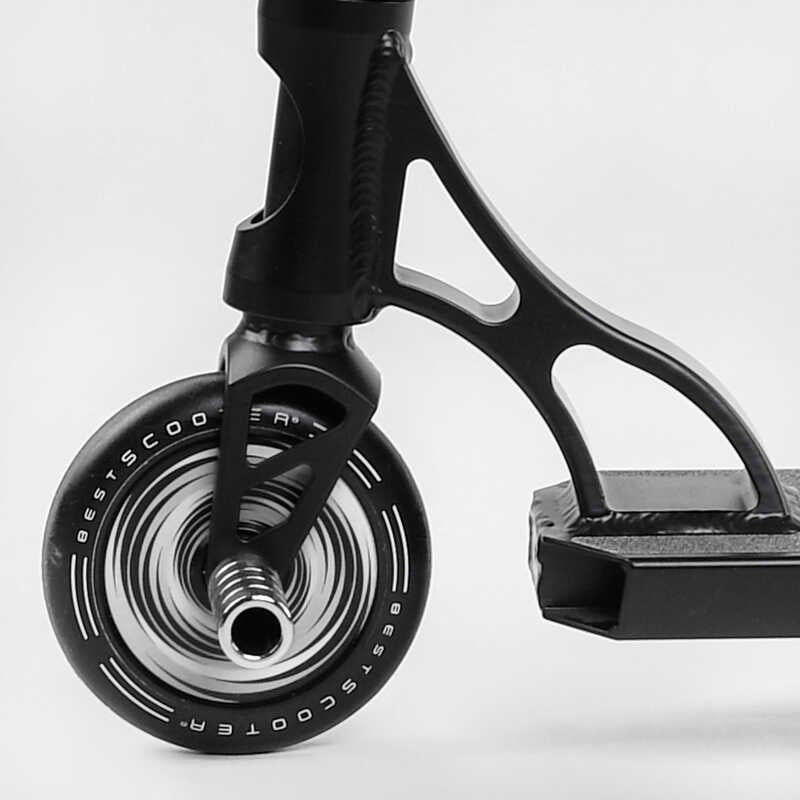 Самокат трюковий "Best Scooter. Portal" (HIC-система, ПЕГИ, алюмінієвий диск та дека, колеса PU, d=120 мм, ширина керма 58 см) фото 6 Самокат трюковий "Best Scooter. Portal" (HIC-система, ПЕГИ, алюмінієвий диск та дека, колеса PU, d=120 мм, ширина керма 58 см) фото 6