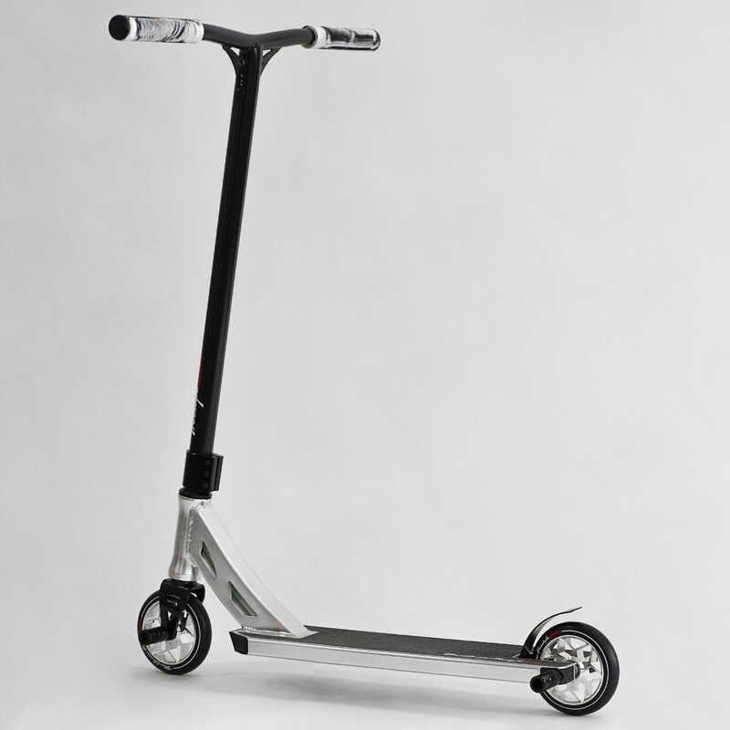 Самокат трюковий "Best Scooter" (HIC-система, ПЕГИ, алюмінієвий диск та дека, колеса PU, d=120 мм, ширина керма 58 см) фото 7 Самокат трюковий "Best Scooter" (HIC-система, ПЕГИ, алюмінієвий диск та дека, колеса PU, d=120 мм, ширина керма 58 см) фото 7