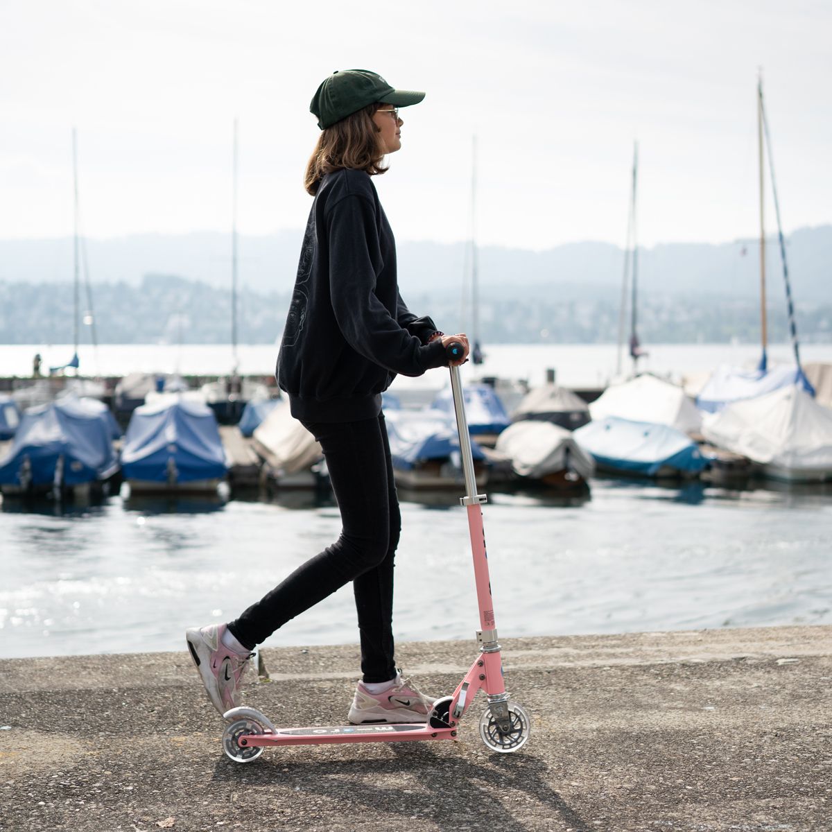 Самокат Micro серии Sprite LED - Неоновая роза  фото 8