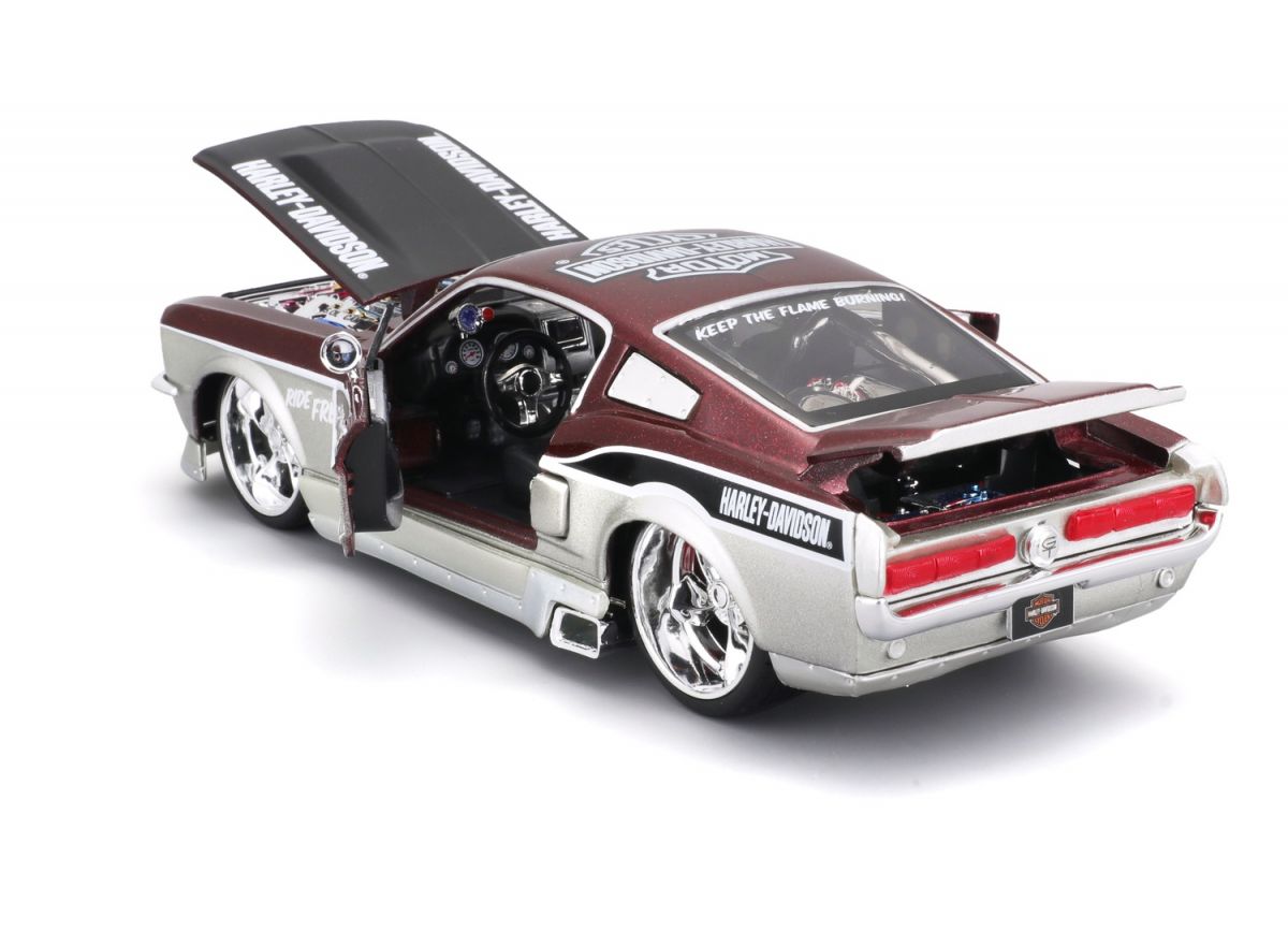 Машинка іграшкова Harley-Davidson 1967 Ford Mustang GT, масштаб 1:24, мет. червоний/срібний  фото 8