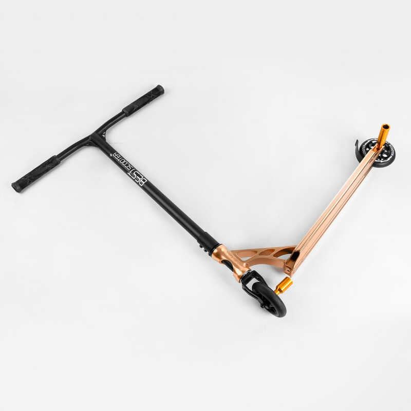 Самокат трюковий "Best Scooter" (HIC-система, ПЕГИ, алюмінієвий диск та дека, АНОДОВАНЕ ФАРБУВАННЯ, колеса PU, d = 110мм, ширина керма - 60 см) фото 9 Самокат трюковий "Best Scooter" (HIC-система, ПЕГИ, алюмінієвий диск та дека, АНОДОВАНЕ ФАРБУВАННЯ, колеса PU, d = 110мм, ширина керма - 60 см) фото 9