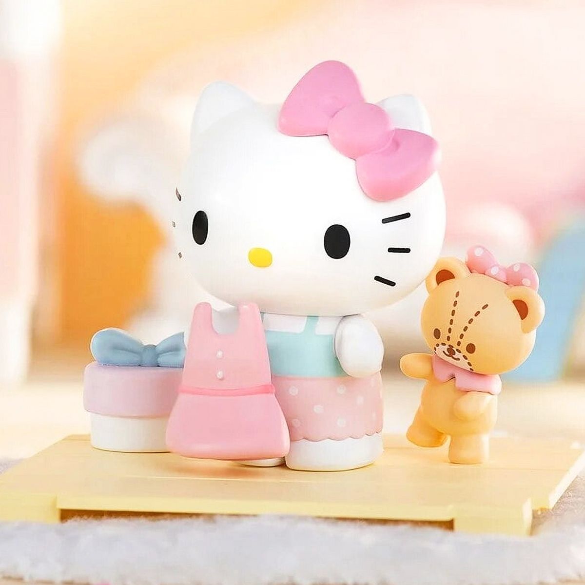 Фігурка-сюрприз "POP TOP HELLO KITTY – МИЛА ПОДРУЖКА" (мікс видів) фото 9 Фігурка-сюрприз "POP TOP HELLO KITTY – МИЛА ПОДРУЖКА" (мікс видів) фото 9