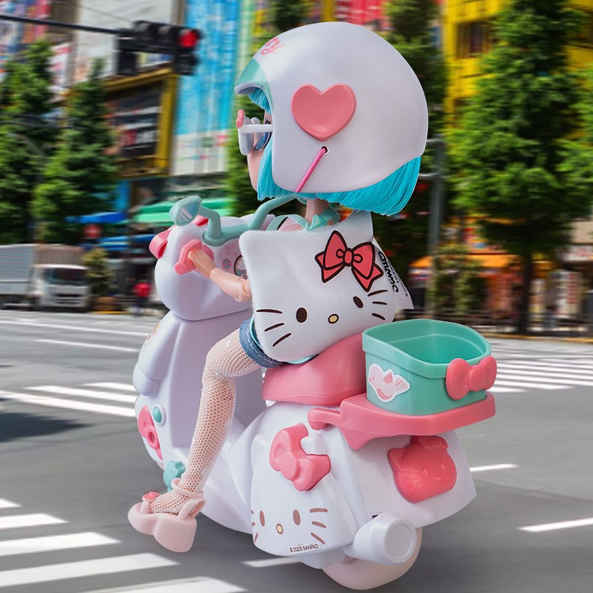 Игровой набор 4SF Manga Dolls серии Hello Kitty – Красотка Пинк на скутере  фото 9