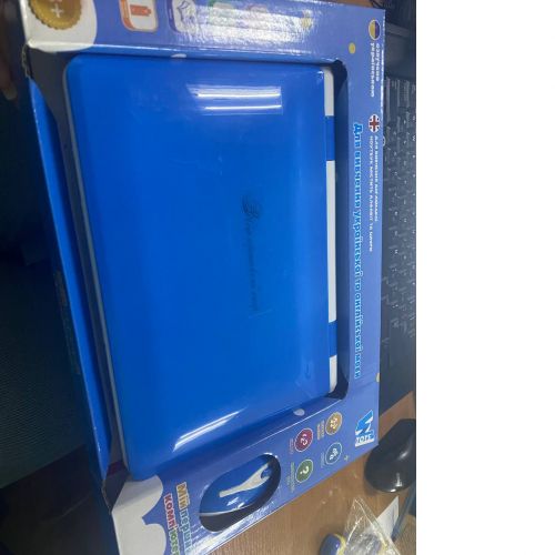 Уцінка.  Дитячий ноутбук "Мій перший компʼютер" (блакитний) Трохи затерта кришка ноутбука фото