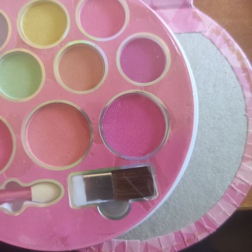 Уценка.  Косметика румяна, тени, аппликаторы, в пакете Отклеена упаковка  мініатюра фото 1